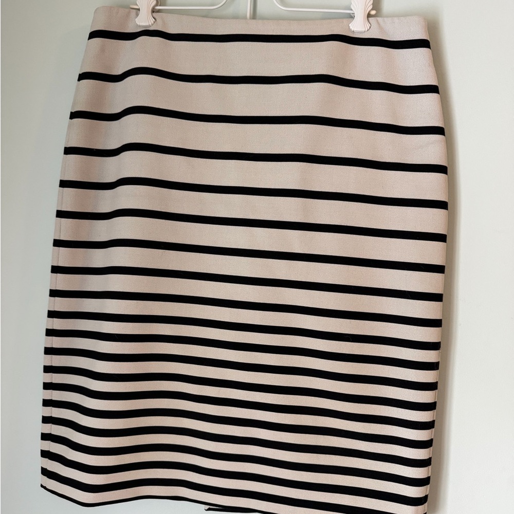 Halston Heritage Classic Black and Cream Striped Skirt, Size 12